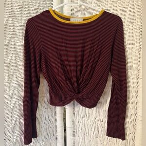 Long sleeved striped cropped tee shirt